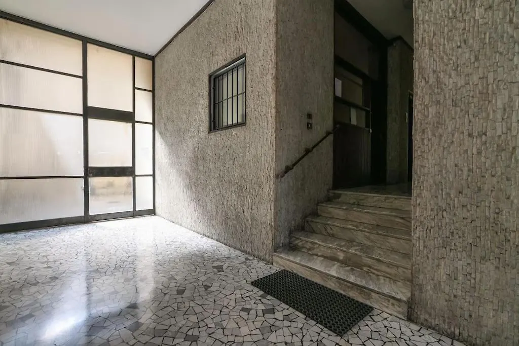 Primopiano - Clitumno Apartment Milan 0*,  Italy