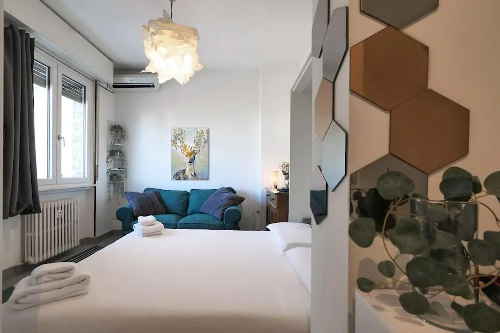 Primopiano - Clitumno Apartment Milan