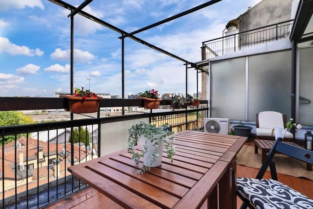 Primopiano - Clitumno Apartment Milan Italy
