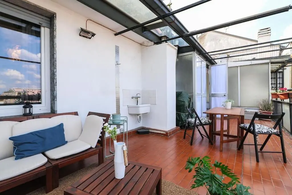 Primopiano - Clitumno Apartment Milan Italy