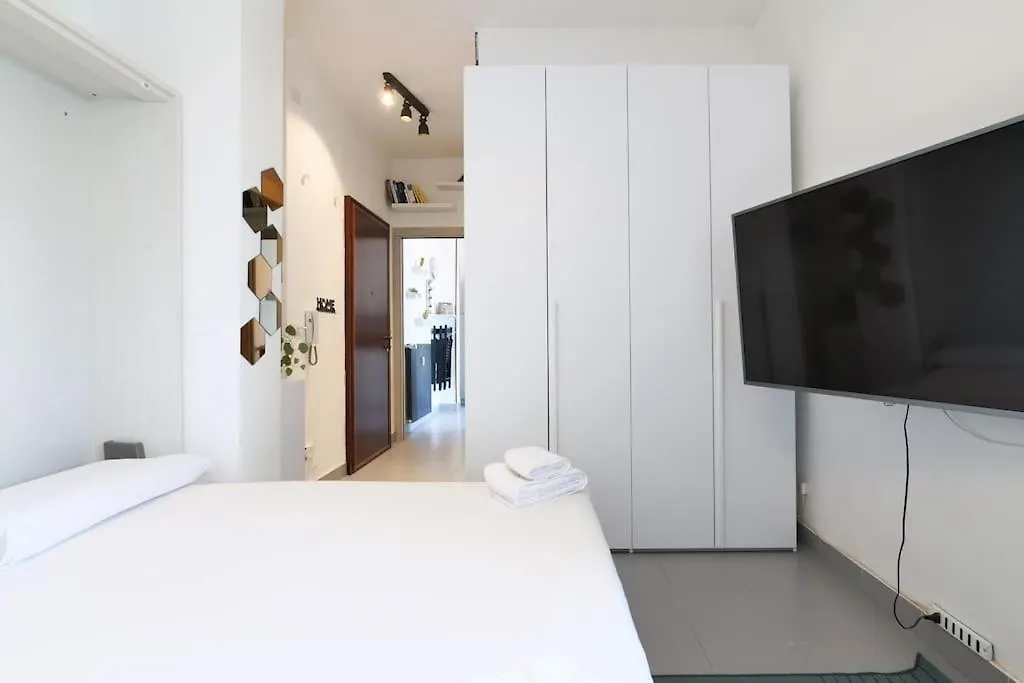 Primopiano - Clitumno Apartment Milan